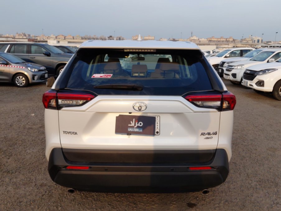 تويوتا راف فور LE - AWD 2024 image
