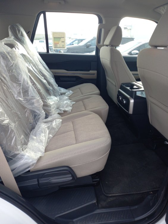 Ford Expedition XLT 2024 image