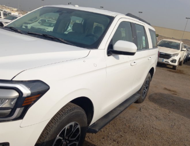 Ford Expedition XLT 2024 image