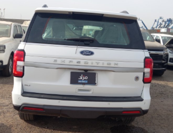 Ford Expedition XLT 2024 image