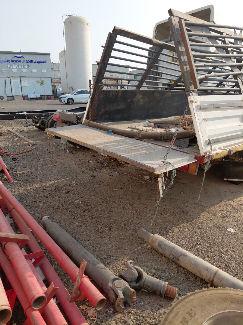 Isuzu NPR  2023 image