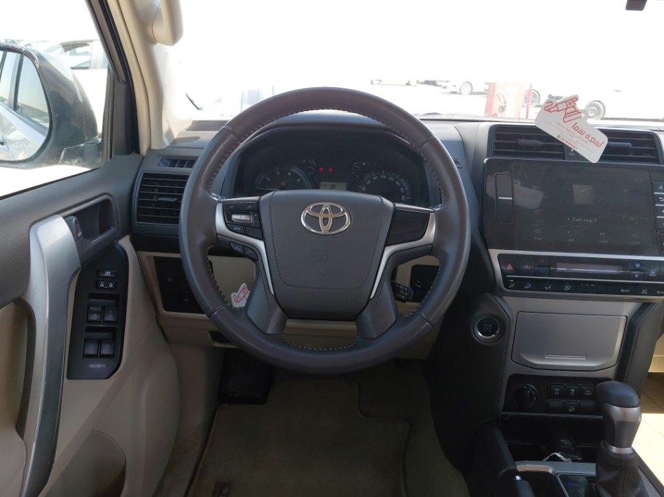 Toyota Land Cruiser Prado TXL-1 2022 image