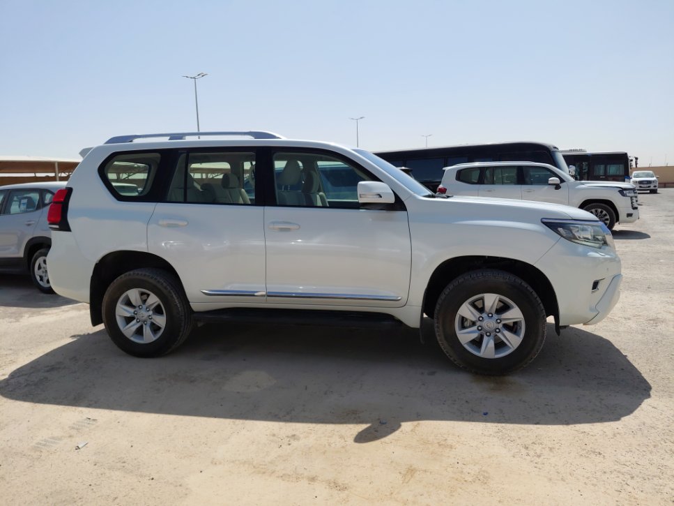 Toyota Land Cruiser Prado TXL-1 2022 image