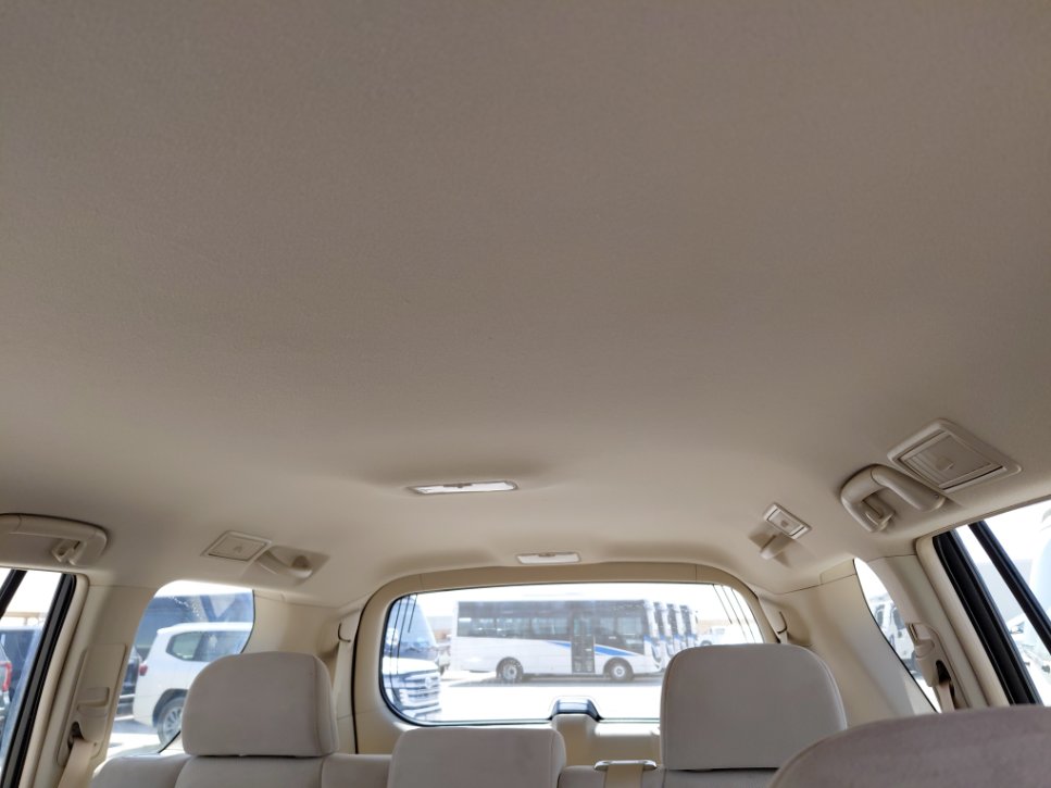 Toyota Land Cruiser Prado TXL-1 2022 image
