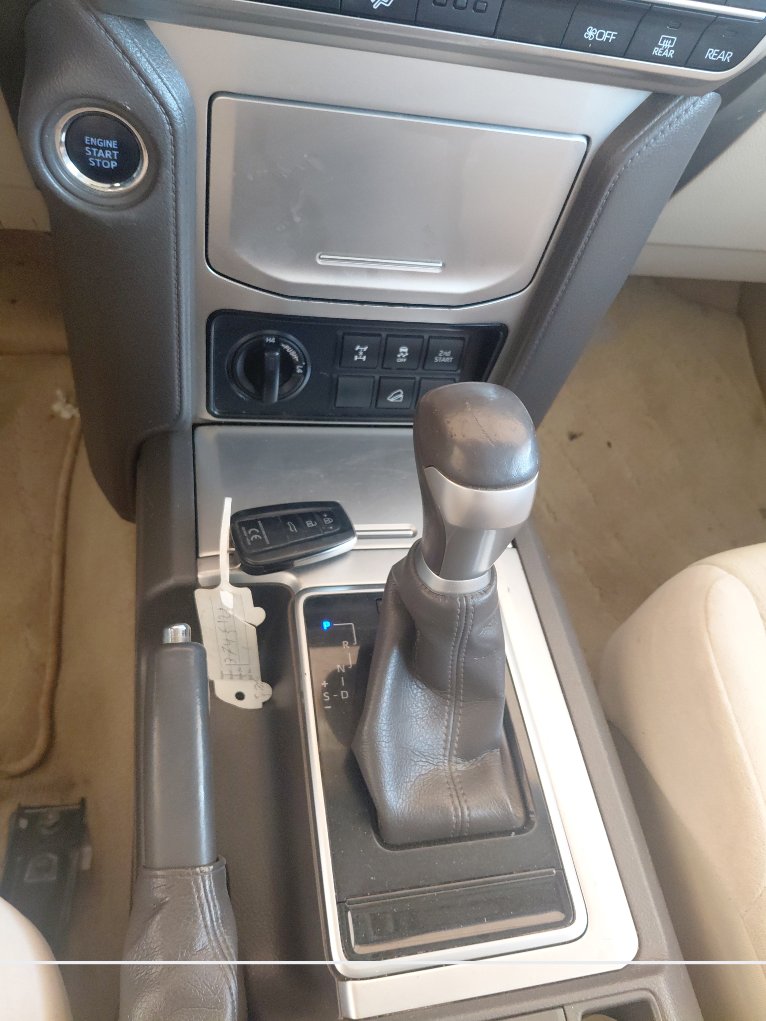 Toyota Land Cruiser Prado TXL-1  2022 image