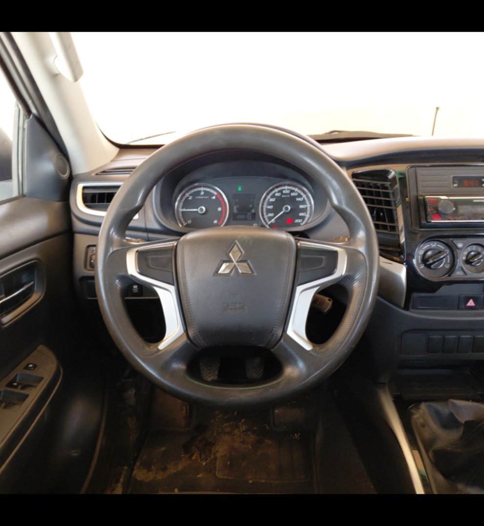 ميتسوبيشي L200  2022 image