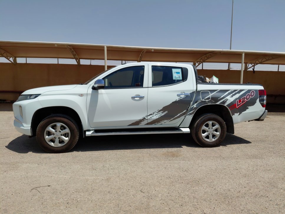 ميتسوبيشي L200  2022 image