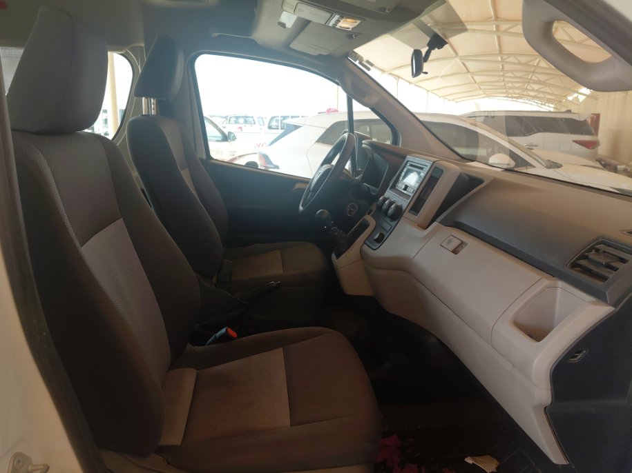 Toyota Hiace Bus  2020 image