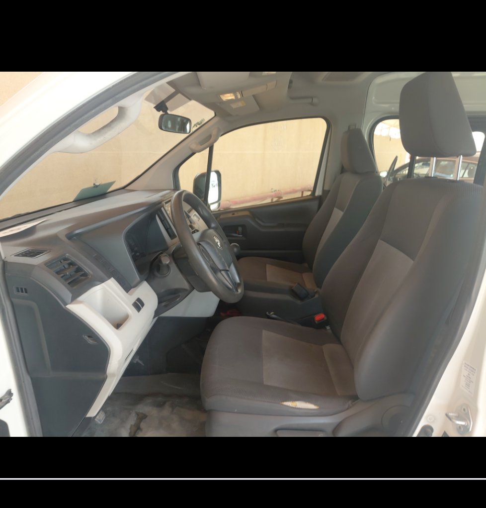 Toyota Hiace Bus  2020 image
