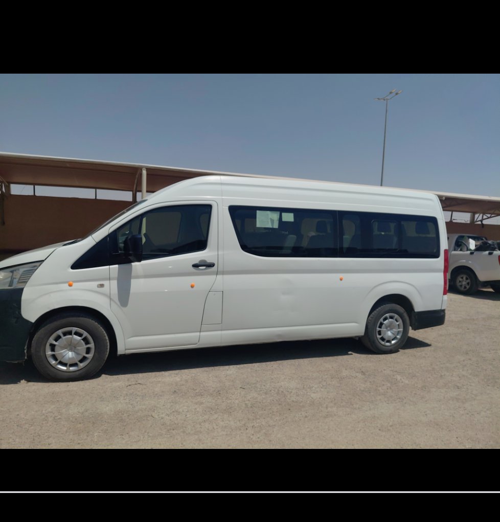 Toyota Hiace Bus  2020 image
