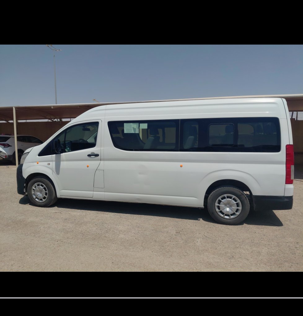Toyota Hiace Bus  2020 image