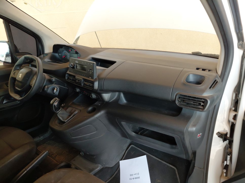Peugeot  Partner  2023 image