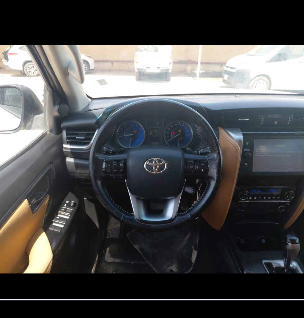 Toyota Fortuner VX1  2022 image
