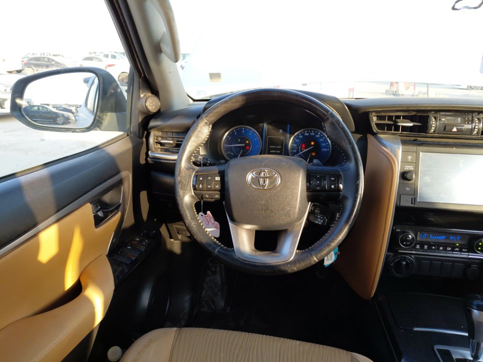 Toyota Fortuner VX1 2022 image
