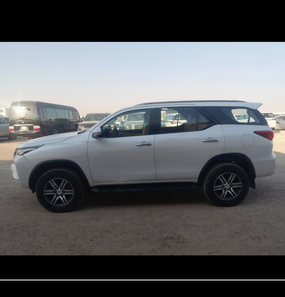 Toyota Fortuner VX1 2023 image