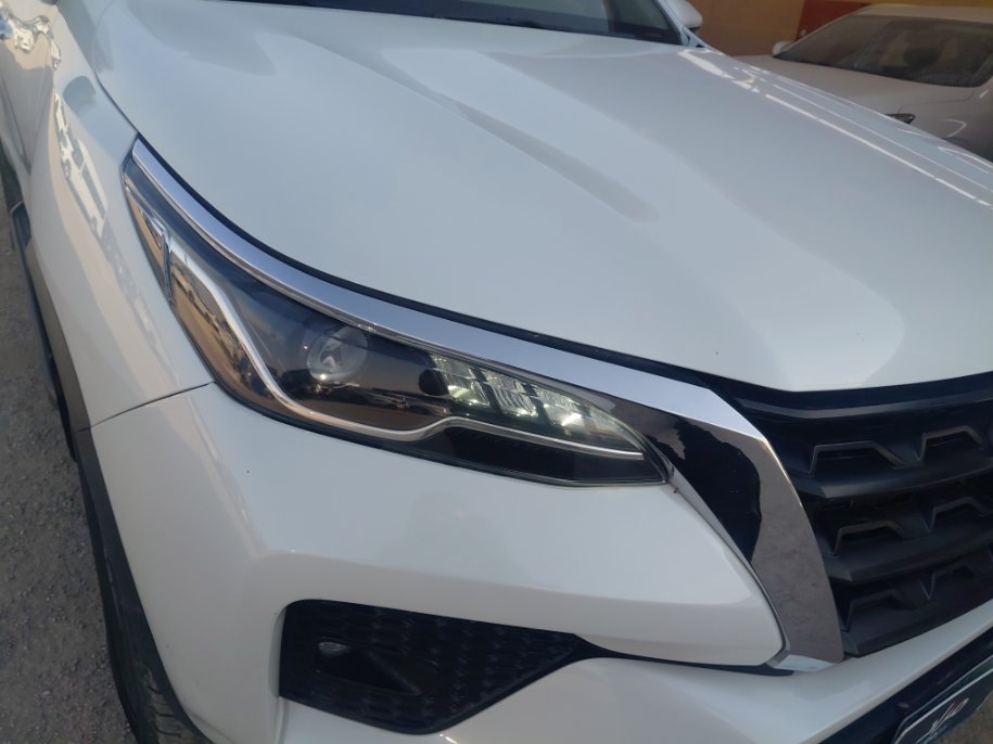 Toyota Fortuner VX1 2023 image