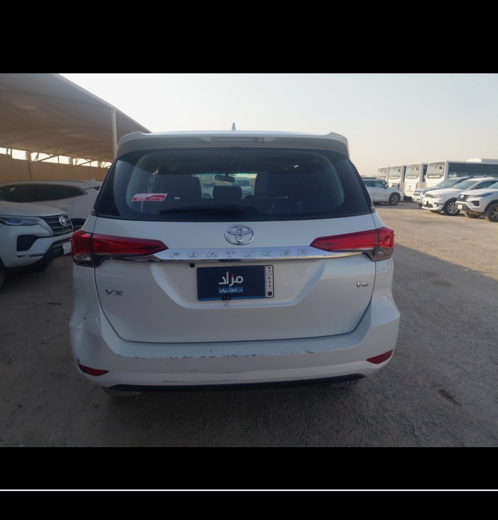 Toyota Fortuner VX1 2023 image