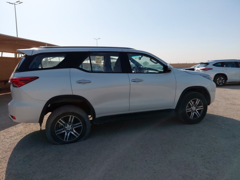 Toyota Fortuner VX1 2023 image