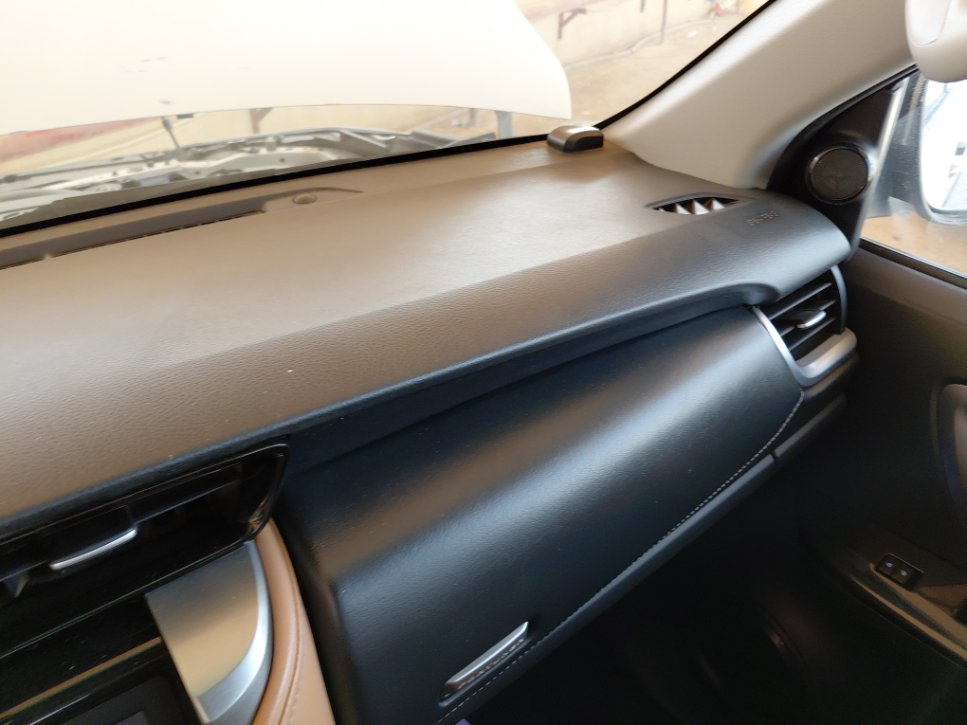 Toyota Fortuner VX1 2022 image