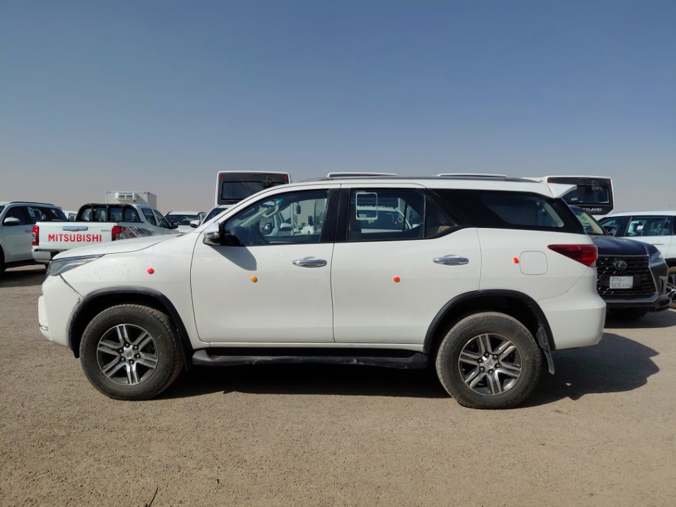 Toyota Fortuner VX1 2022 image