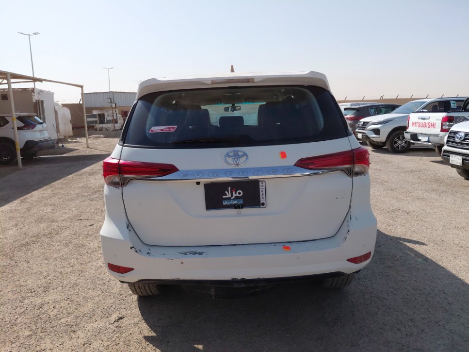 Toyota Fortuner VX1 2022 image