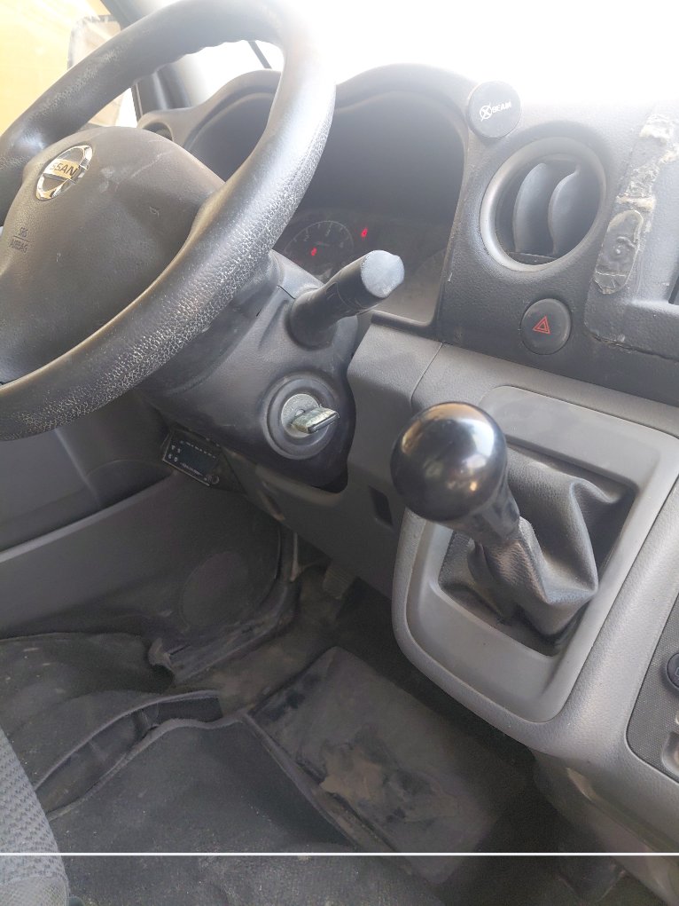 Nissan NV350 Urvan  2021 image