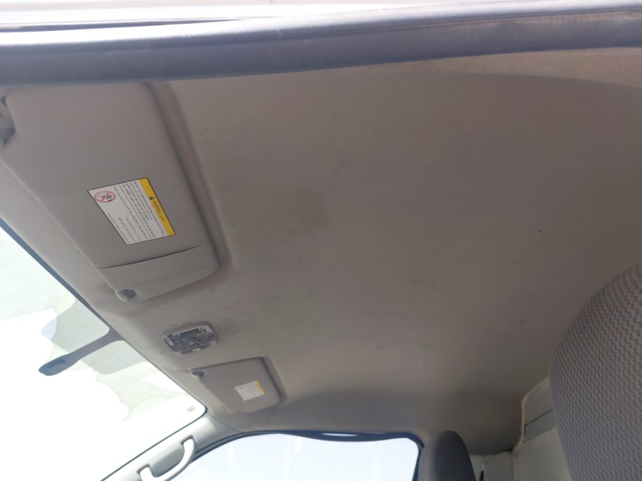 Nissan NV350 Urvan  2021 image