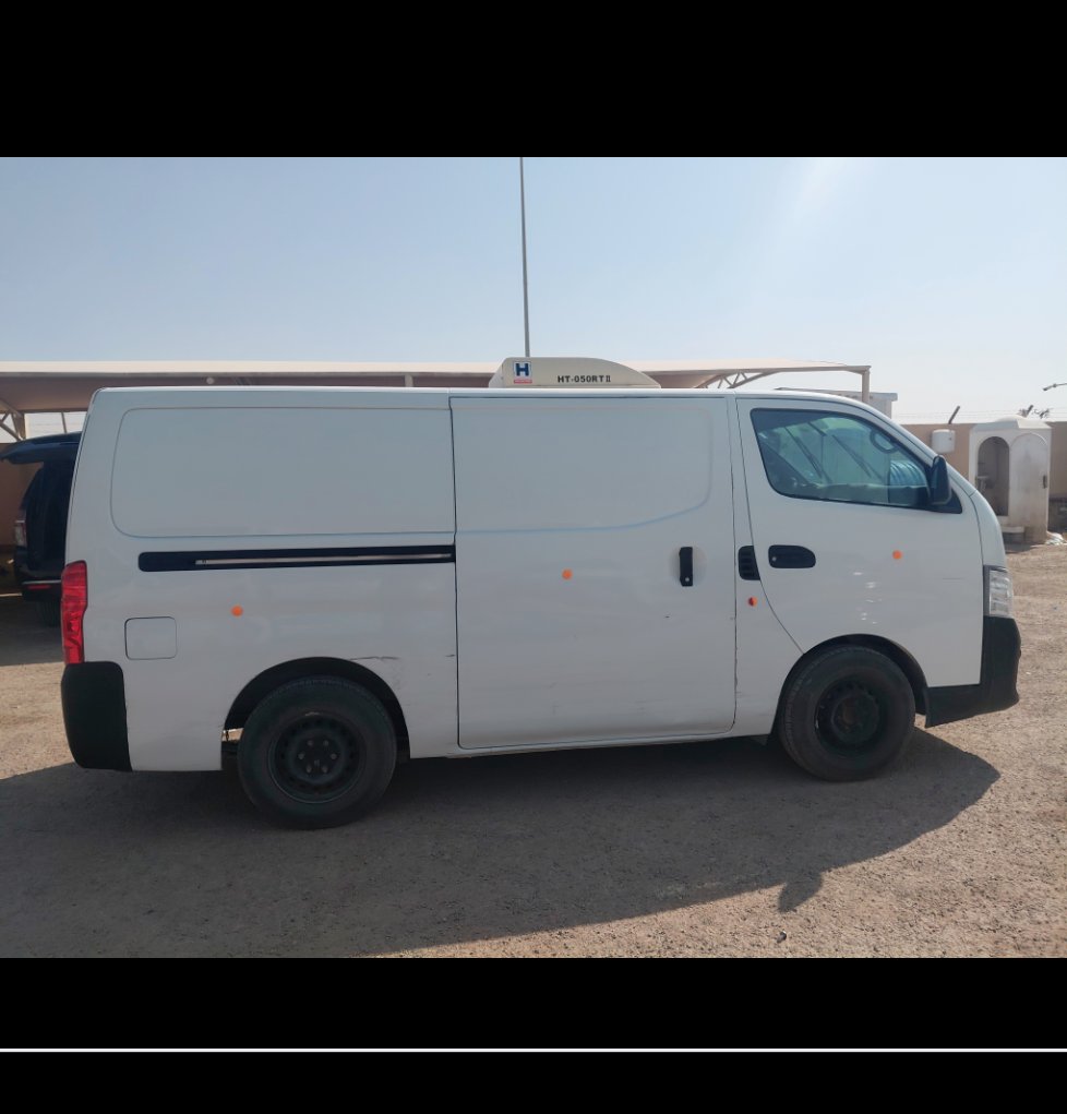 Nissan NV350 Urvan  2021 image