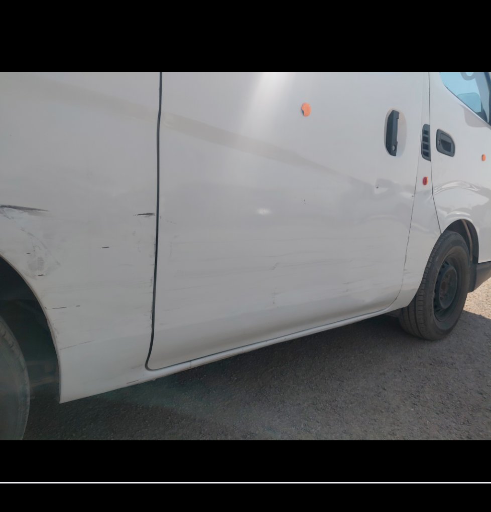 Nissan NV350 Urvan  2021 image