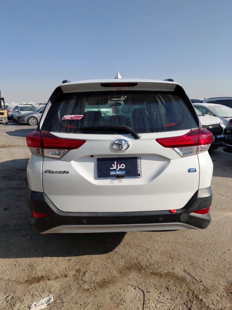 تويوتا راش GL 75 SPORTS UTILITY 2021 image