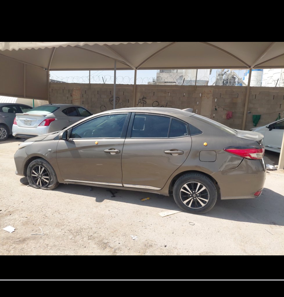 تويوتا يارس Y PLUS 2021 image