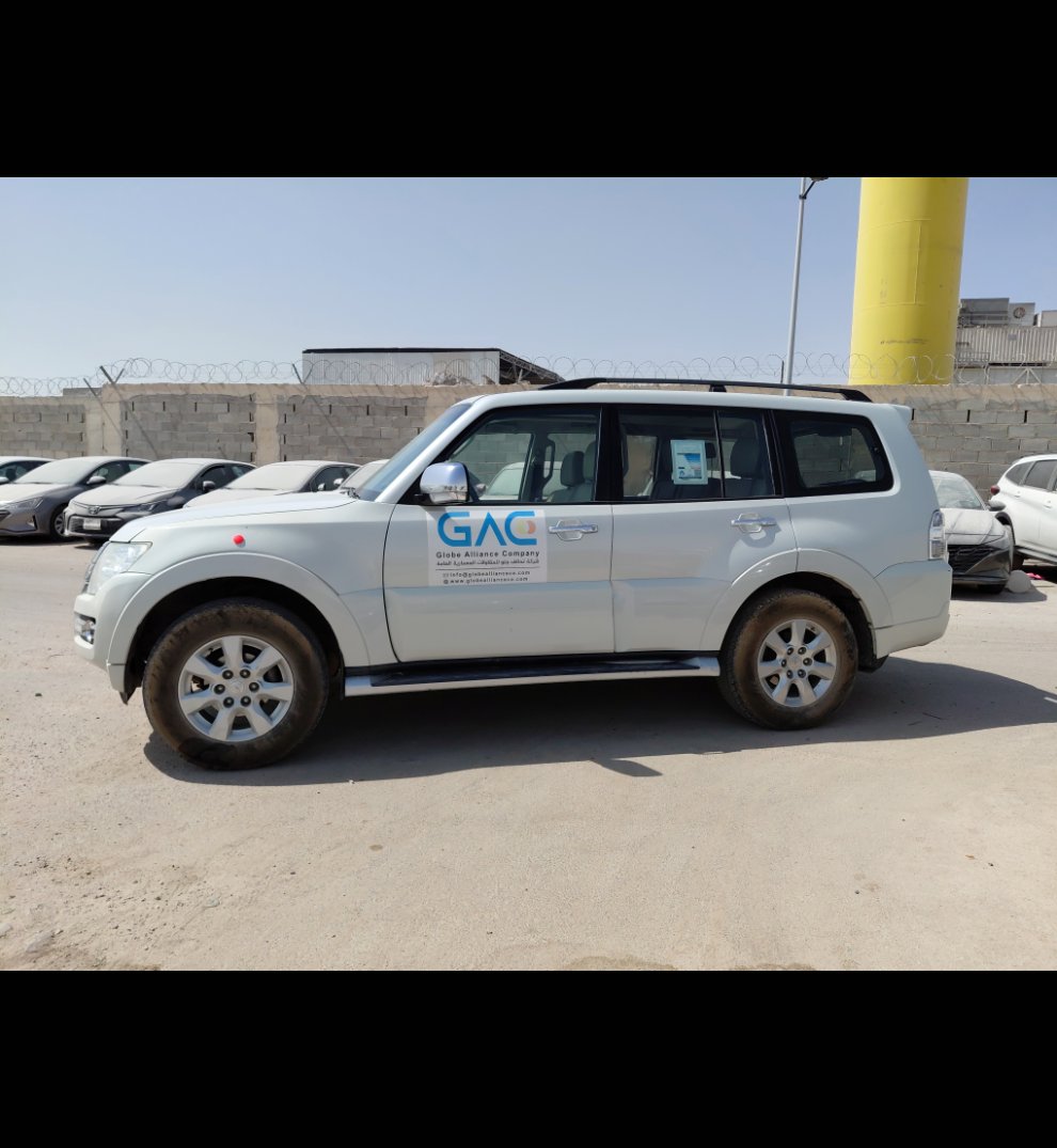 ميتسوبيشي باجيرو جي ال اس رياضية 2019 image