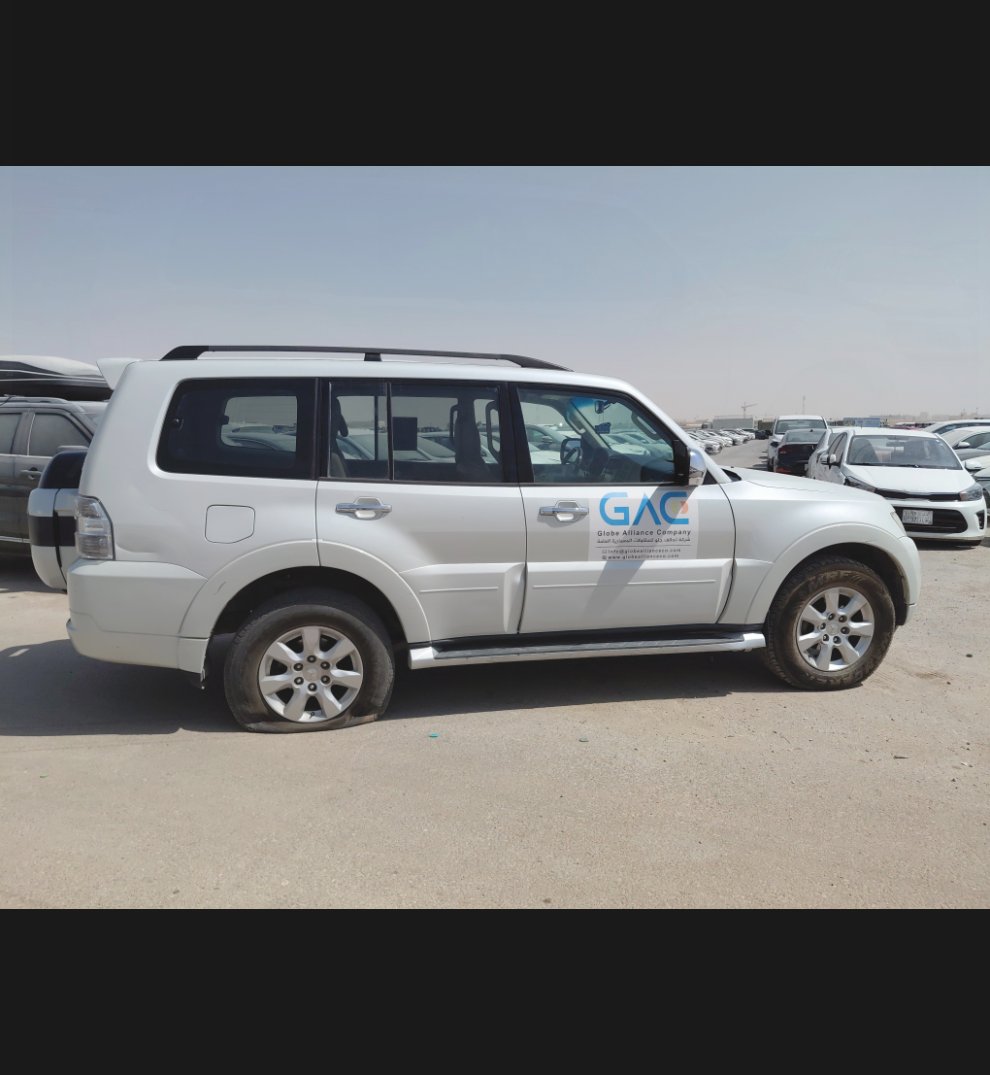 ميتسوبيشي باجيرو جي ال اس رياضية 2019 image