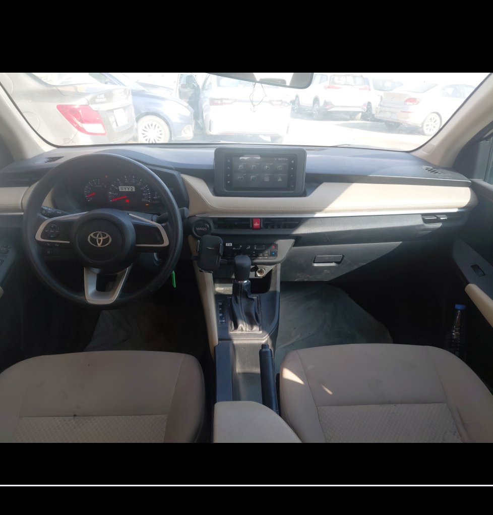 Toyota Yaris Y 2023 image