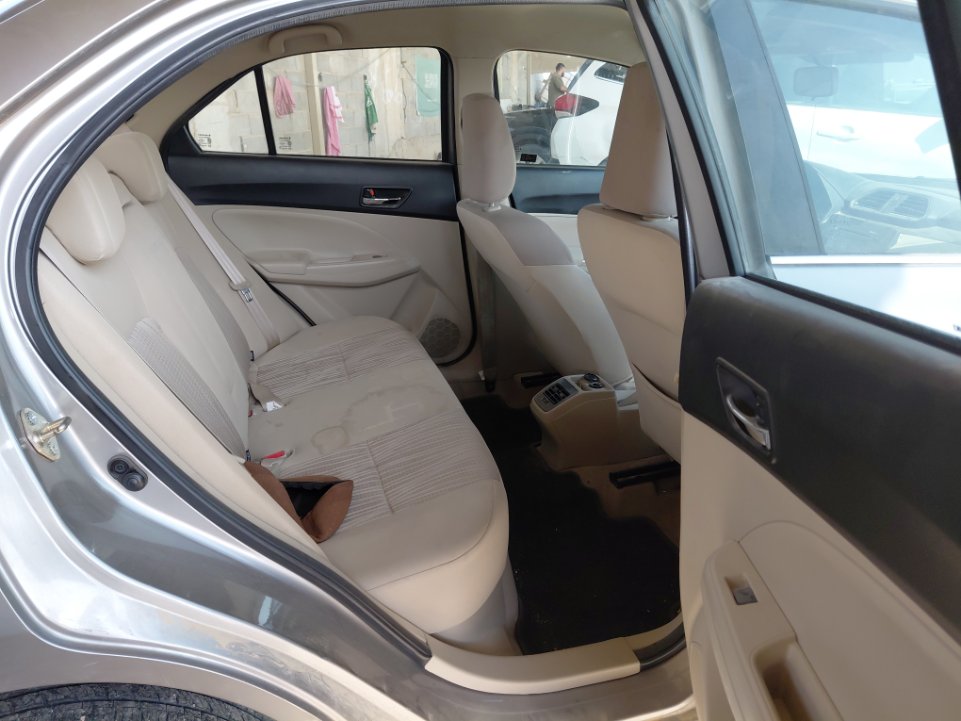 سوزوكي ديزاير جي ال اكس رياضية 2023 image