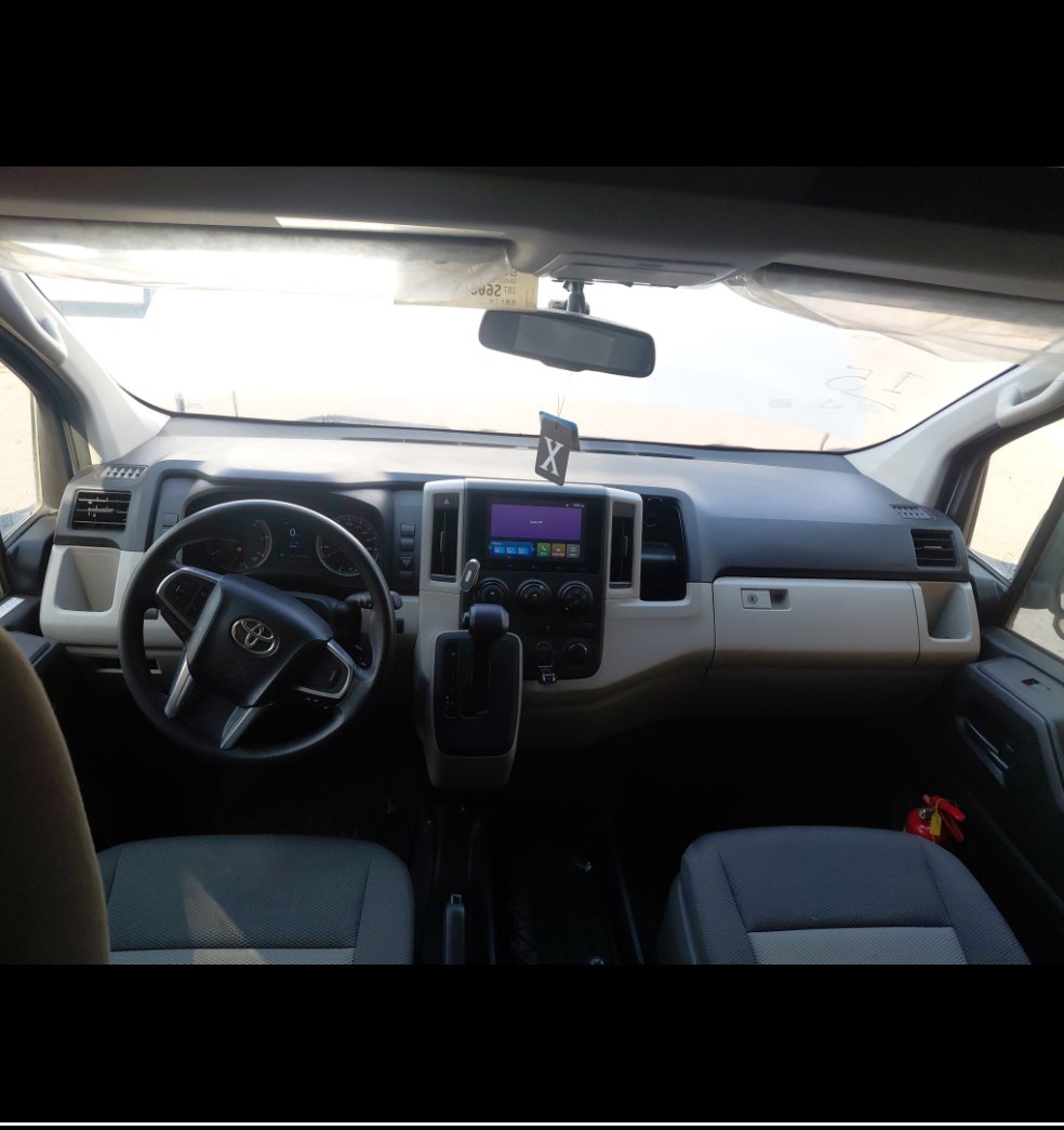 Toyota Hiace Bus  2025 image