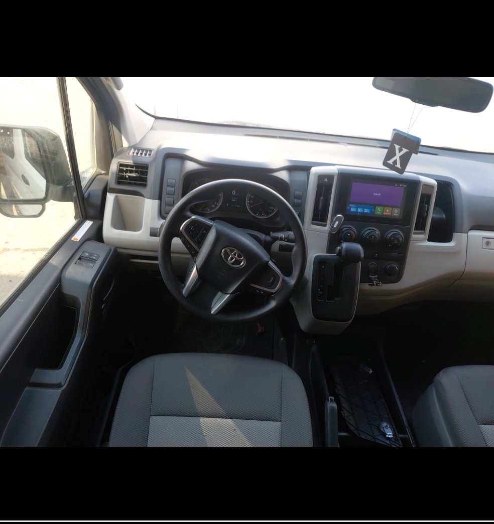 Toyota Hiace Bus  2025 image