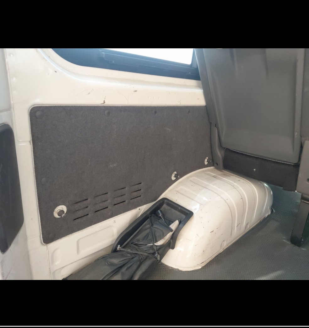 Toyota Hiace Bus  2025 image
