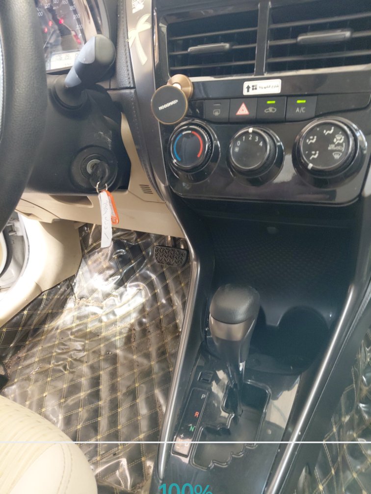 Toyota Yaris Y FLT 2021 image