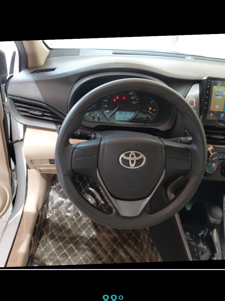 Toyota Yaris Y FLT 2021 image