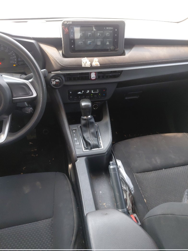 Toyota Yaris Y 2023 image