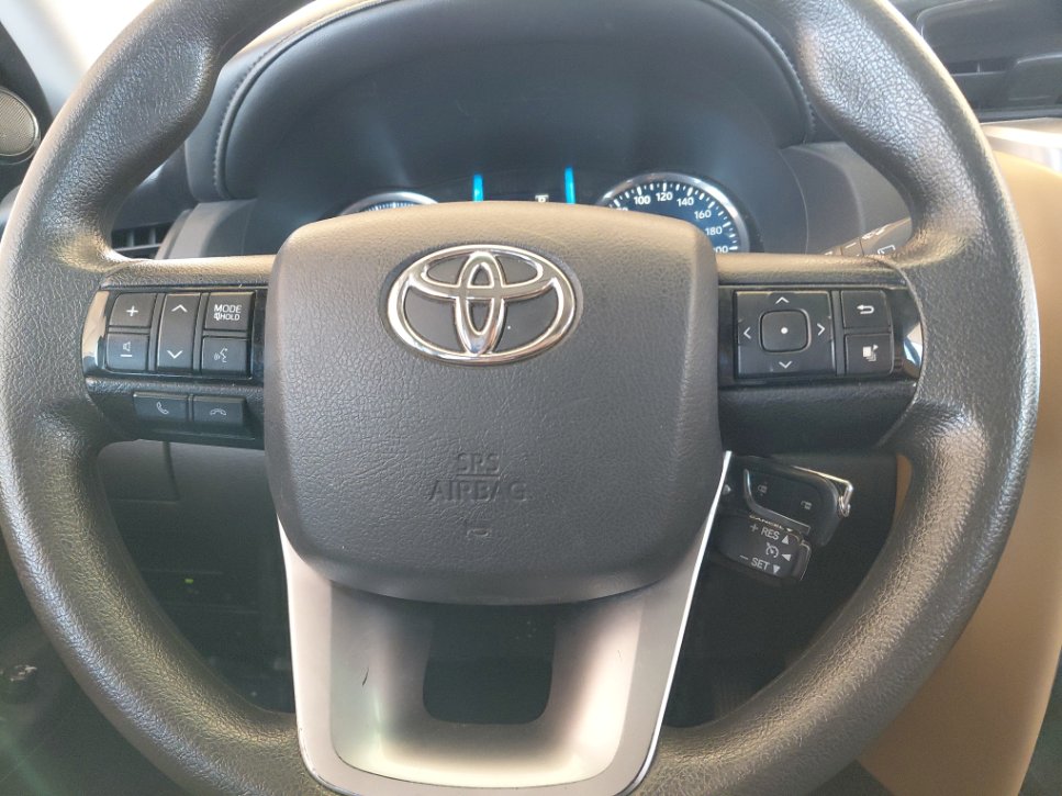 Toyota Fortuner GX2 2024 image