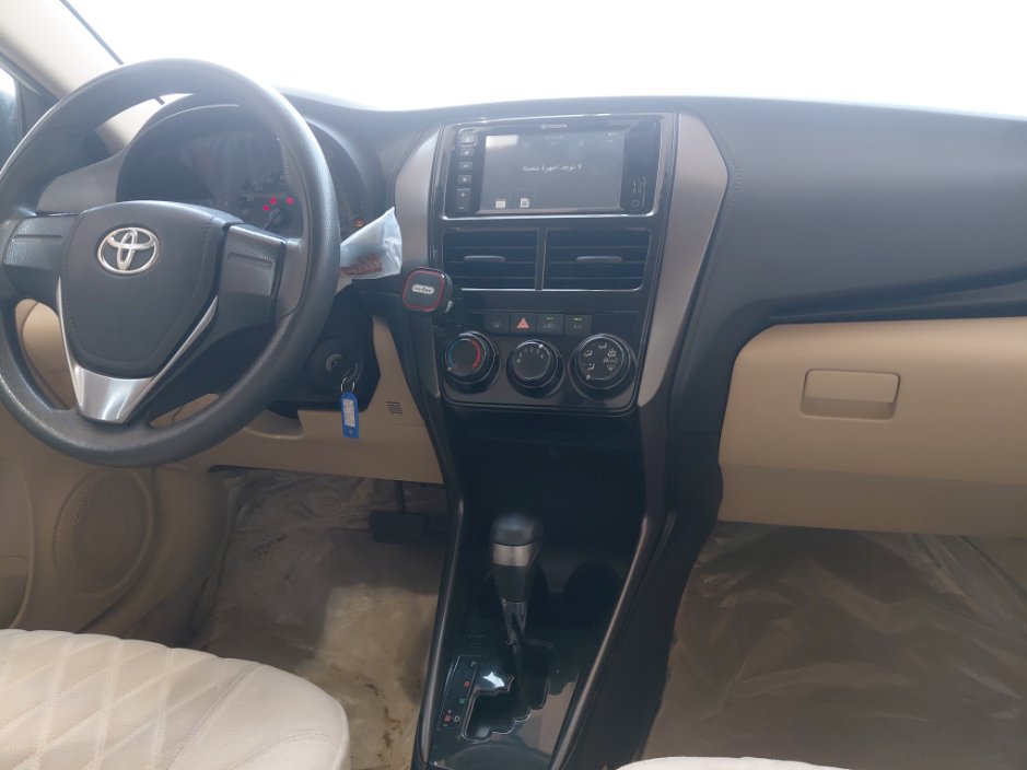 Toyota Yaris Y 2021 image