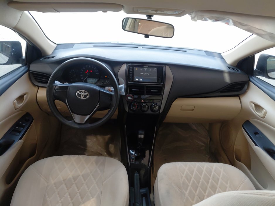 Toyota Yaris Y 2021 image