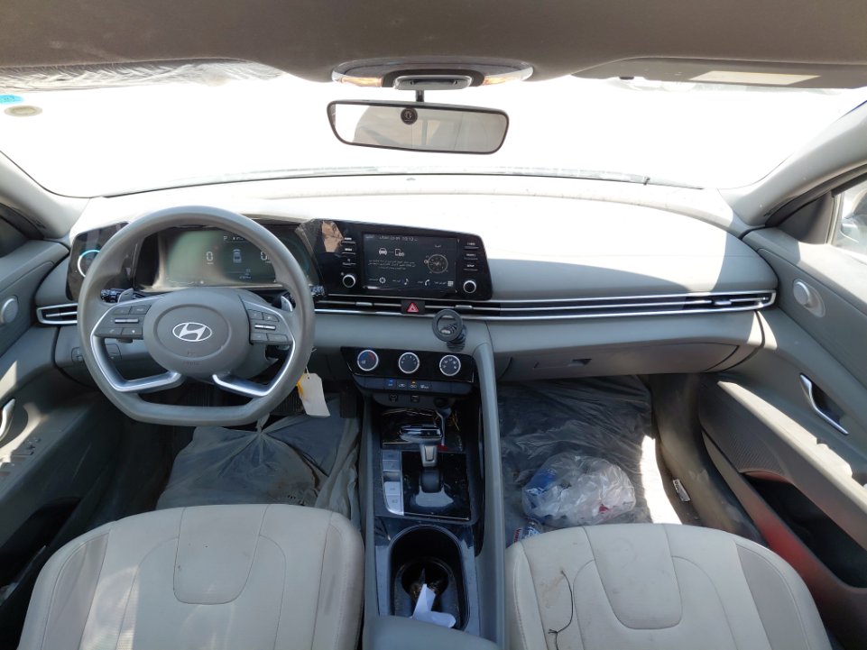 Hyundai Elantra  2025 image