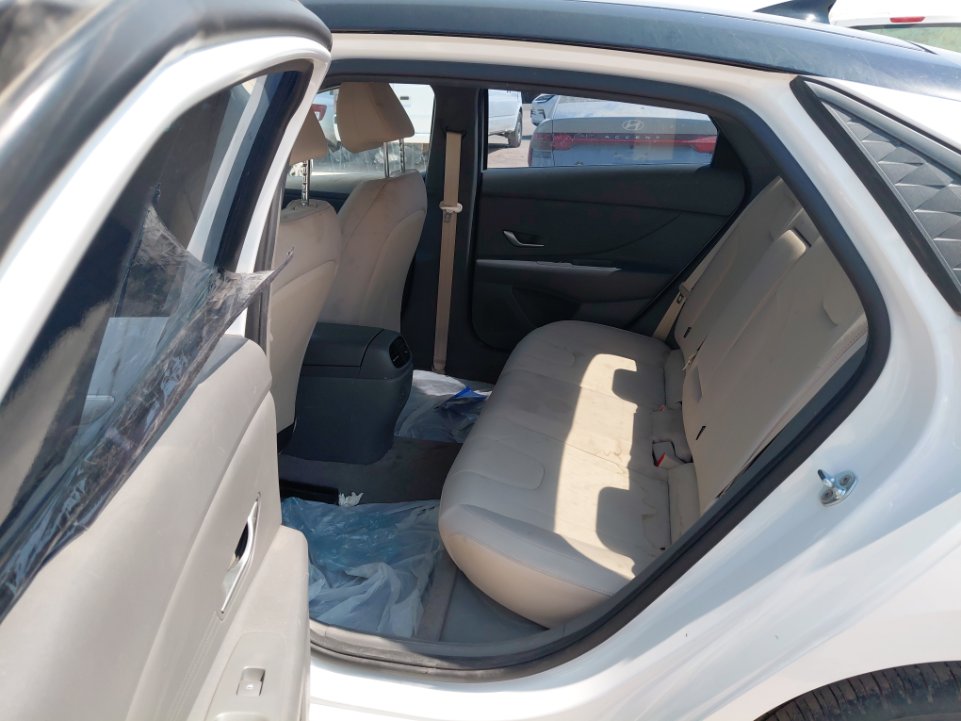 Hyundai Elantra  2025 image
