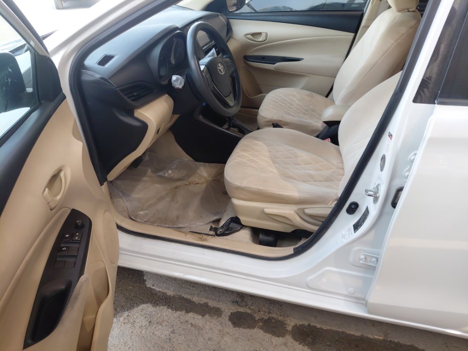 Toyota Yaris Y 2021 image