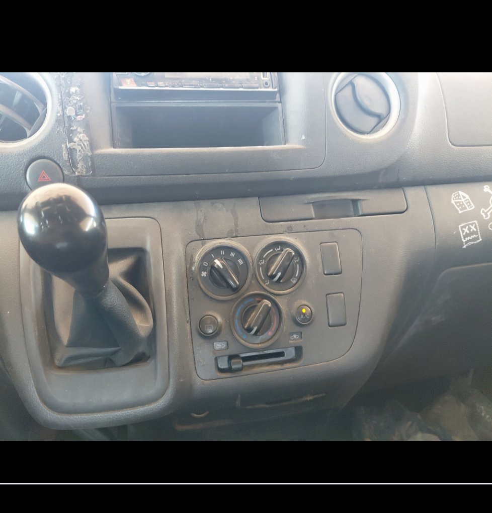 نيسان NV350 Urvan  2023 image