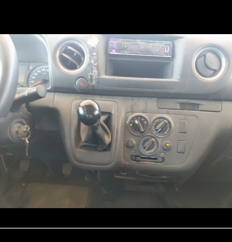 نيسان NV350 Urvan  2023 image