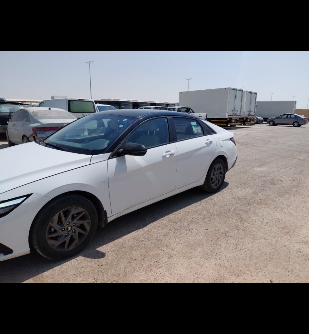 Hyundai Elantra  2025 image